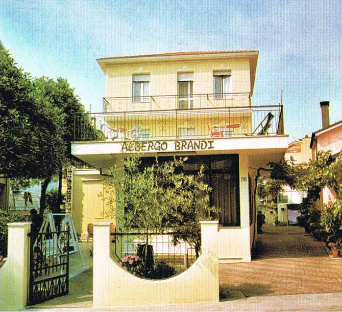 Albergo Villa-Brandi --- Pensione Completa --- Bellaria-Igea Marina Buitenkant foto